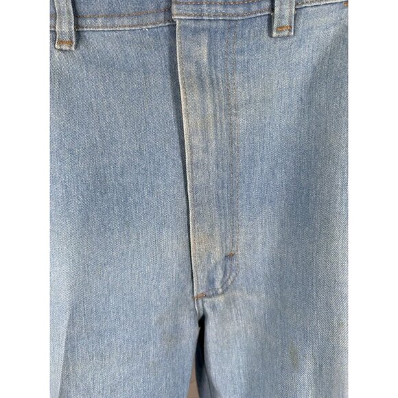 VTG Wrangler Light Wash Distressed Blue Denim Wide Leg Men’s Jeans (36 X 29) - Picture 8 of 16